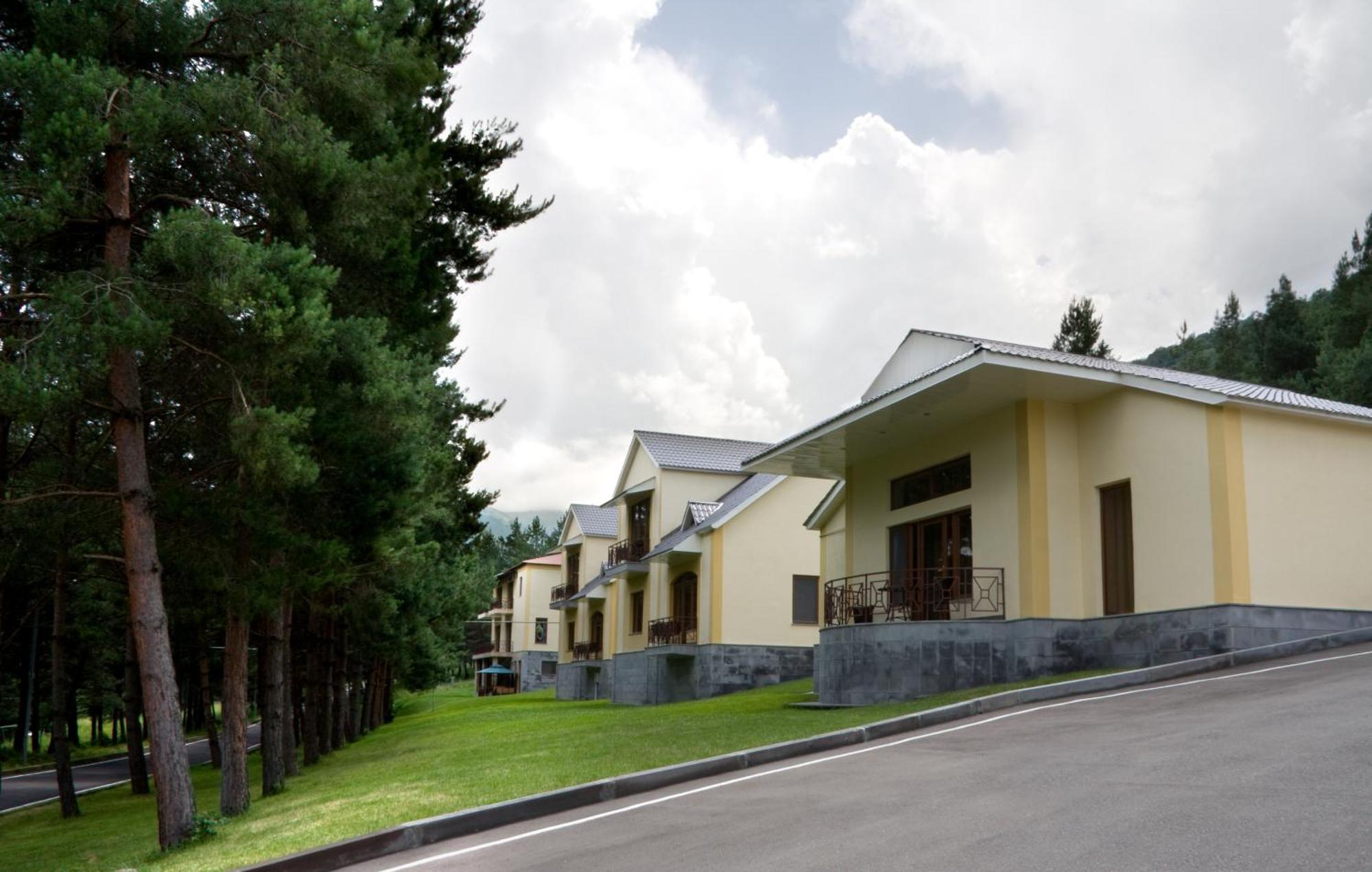 Hotel Dilijan Resort Esterno foto