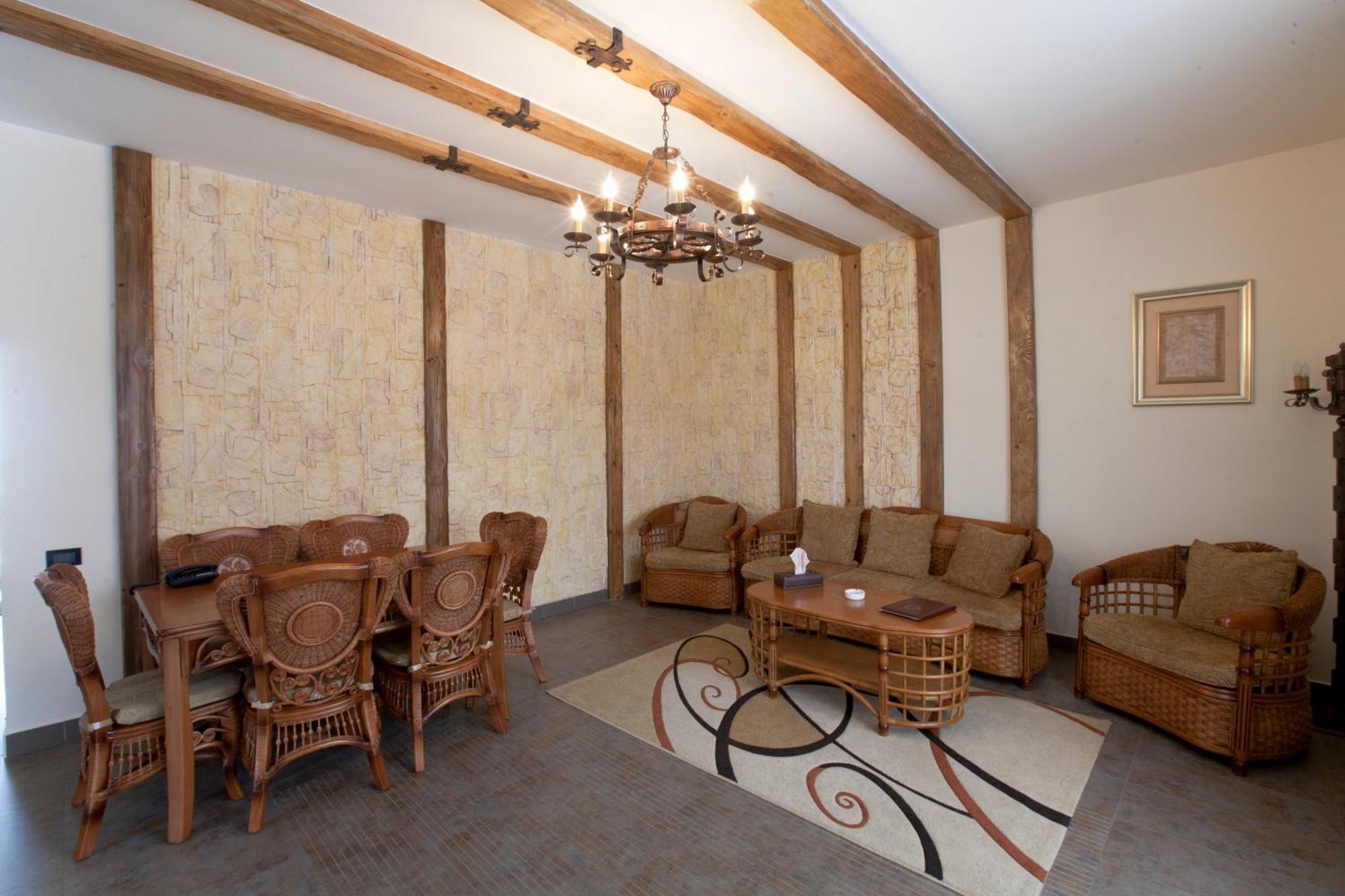 Hotel Dilijan Resort Esterno foto