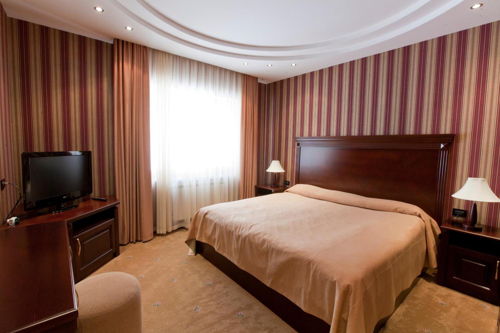 Hotel Dilijan Resort Esterno foto