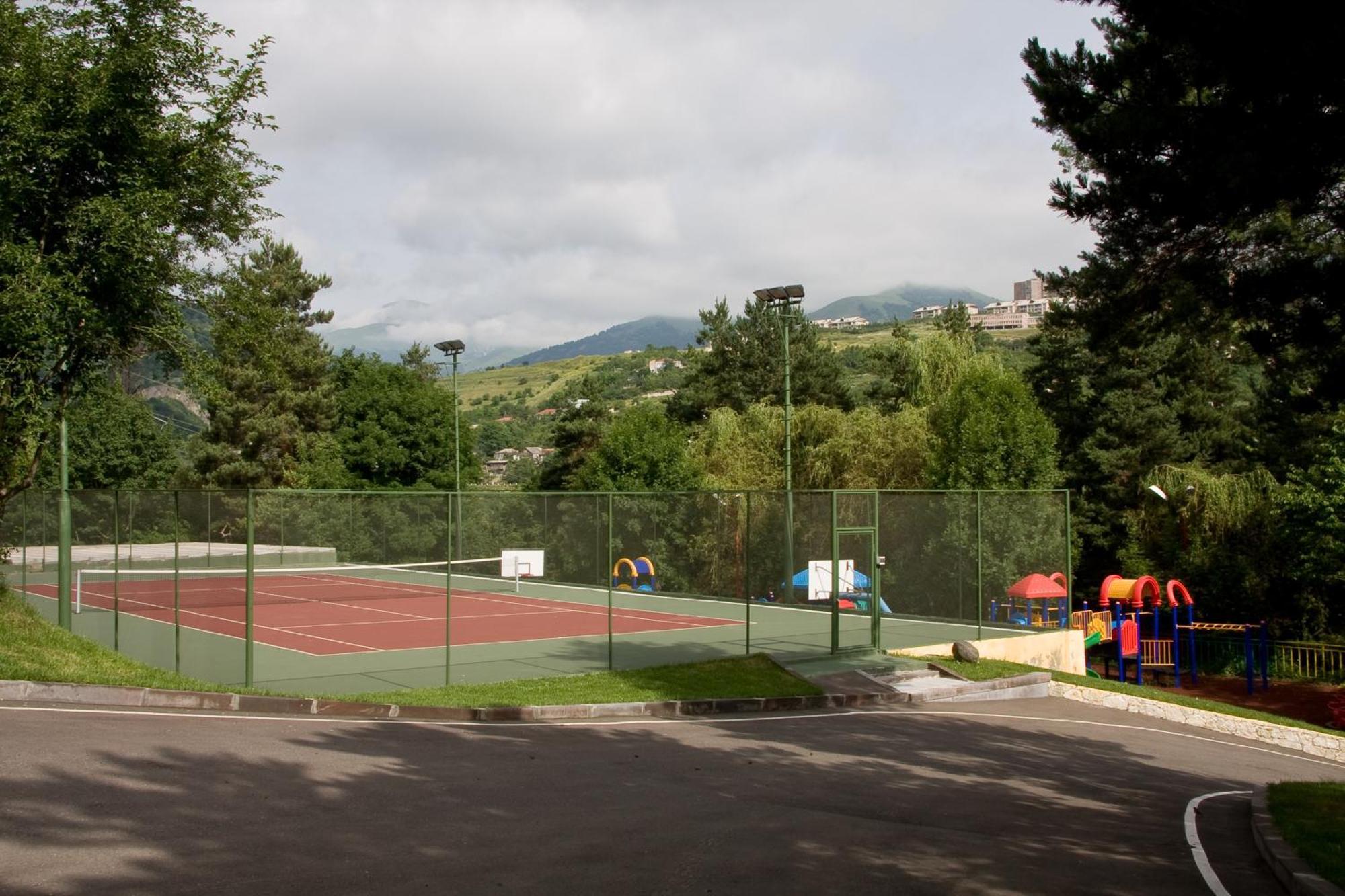 Hotel Dilijan Resort Esterno foto